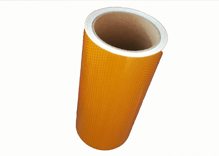 Seguridad reflexiva roja amarilla blanca de los materiales de las señales de tráfico de la alta visibilidad para los remolques 10 años de curso de la vida