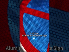 señales de tráfico reflectantes